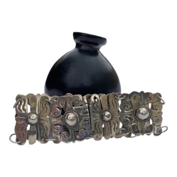 Vintage Mexican Sterling Silver Large 8 Glyph Panel Link Bracelet - Picture 3 of 11